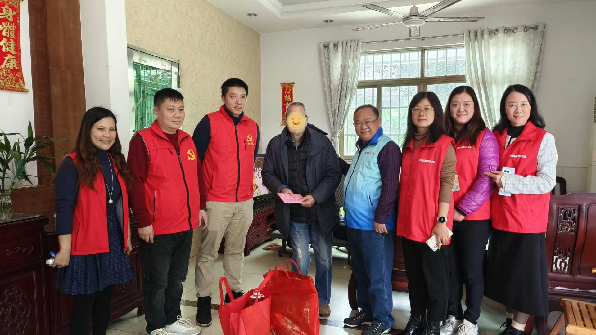 节前送温暖 走访暖人心 ——GA黄金甲·(中国区)官方网站党委春节前夕走访慰问困难群众